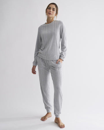 Pijama manga larga gris