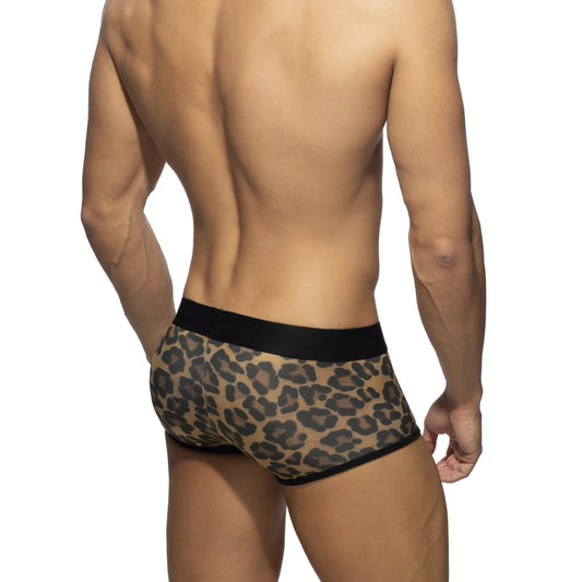 Leopard fresh trunk