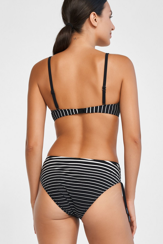 Bikini set aro Allusions