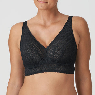 1865572