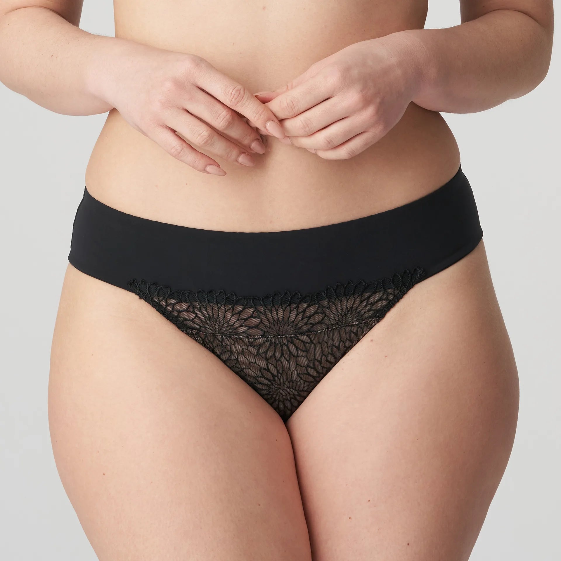 Tanga Sophora negro