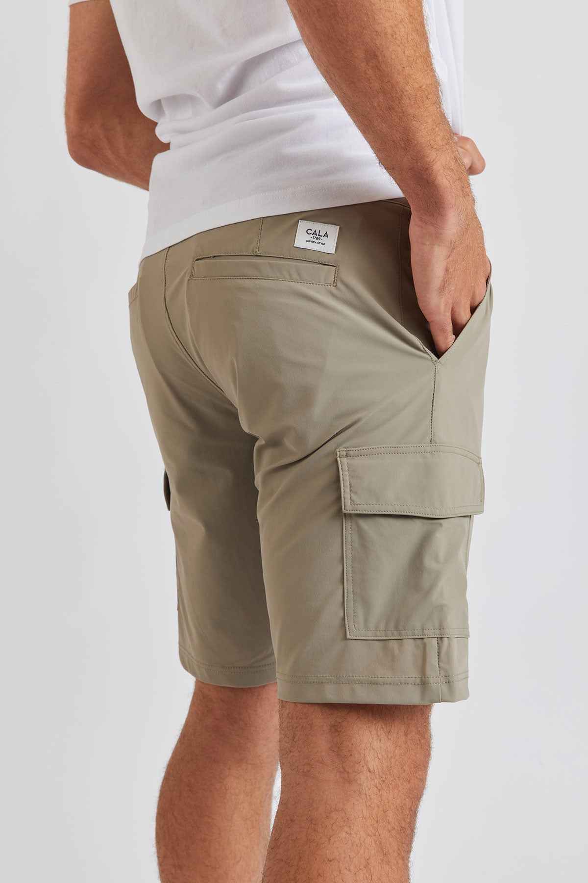 Bermuda Fabio Lescada beige