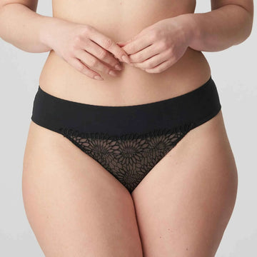 Tanga Sophora negro